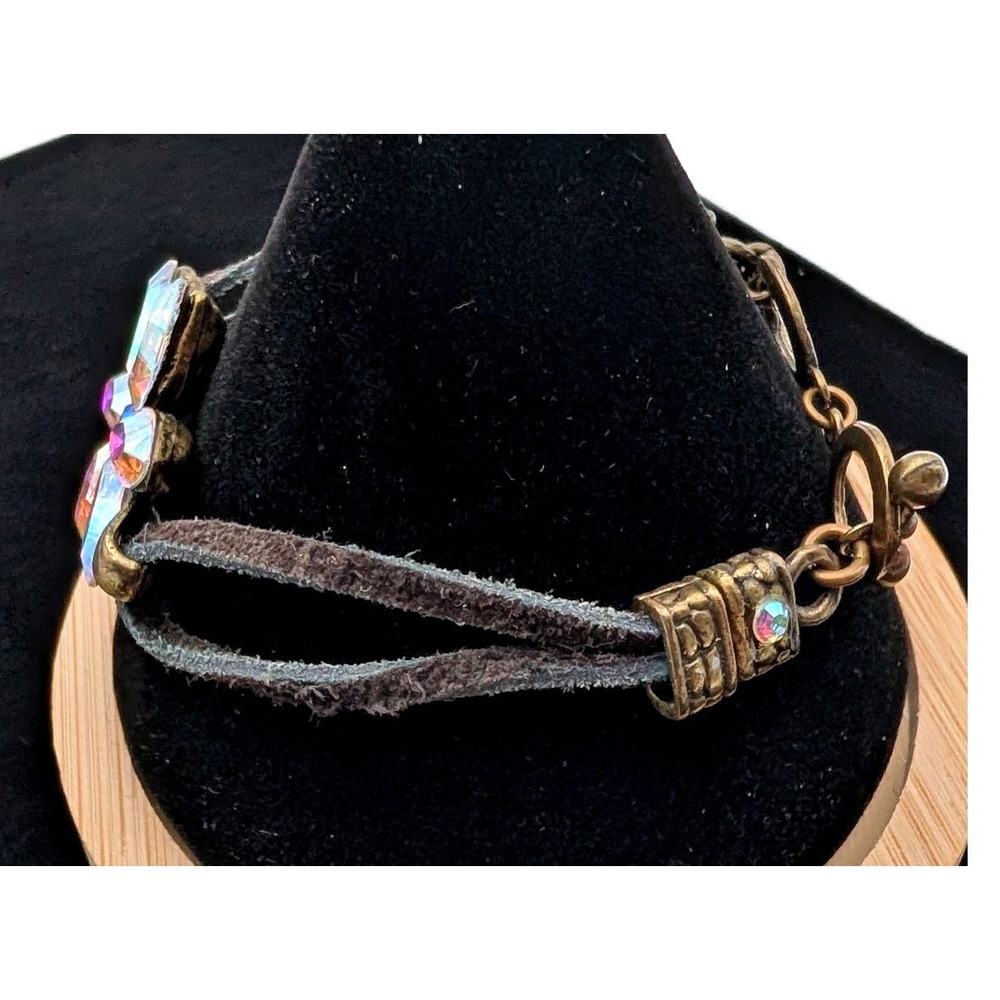 Iridescent Crystal Flower Suede Cord Bracelet Antique Brass Toggle Clasp 7.5" - Picture 4 of 10